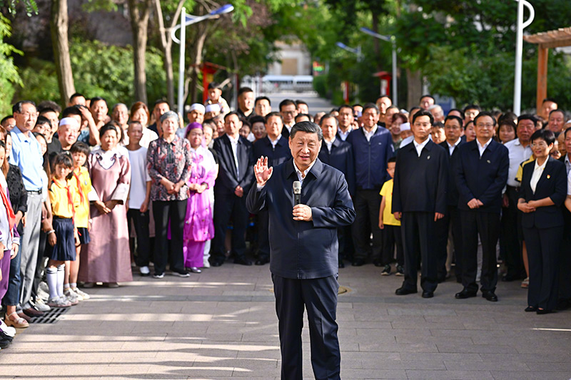 习近平在宁夏考察调研 (1).jpg